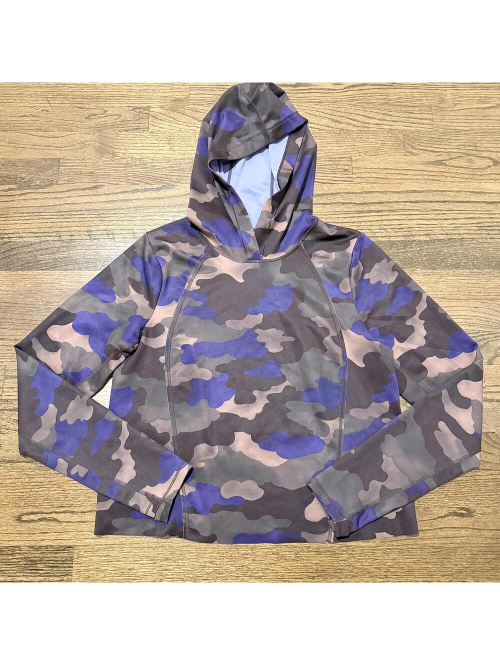 Athleta The Pinnacle Blue~ Gray~Camouflage Croped Hoddie Medium